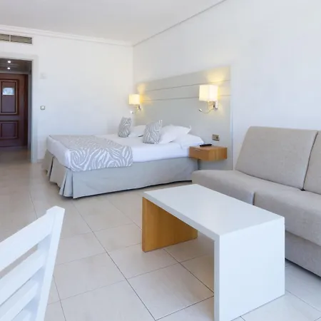 Landmar Playa La Arena מלון