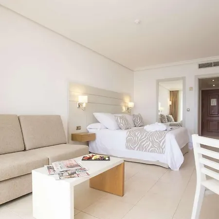 Landmar Playa La Arena Hotel